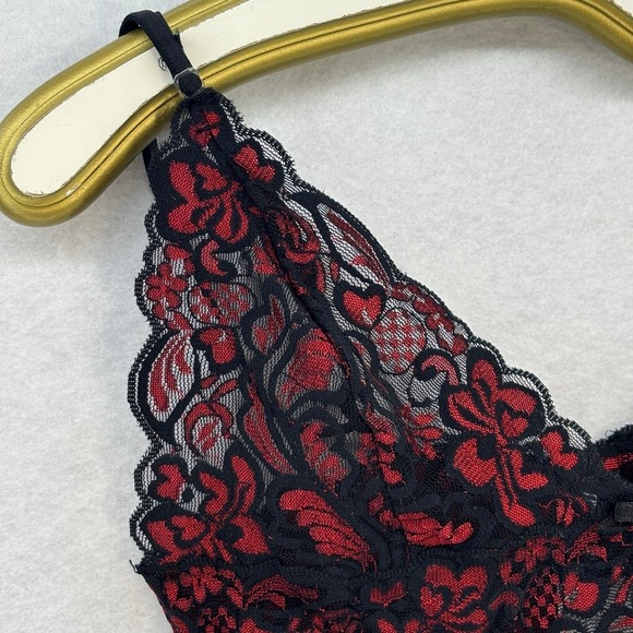 Frederick's of Hollywood Lace Bralette L Black Red Floral Whimsigoth Dark Fairy - Picture 6 of 8